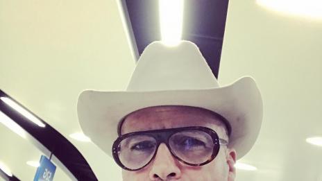 Били Зейн: Ожених се и се разведох млад