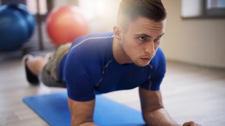 Грешките, които най-често се допускат при поза планк