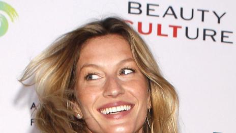 Племенницата на Жизел стана дизайнер