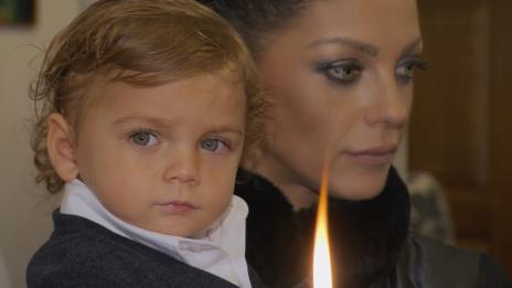 Емануела сподели кадри от кръщенето на сина си