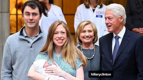 Челси Клинтън роди син