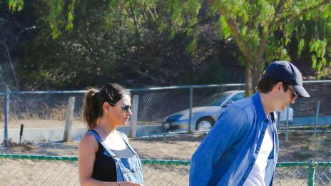 Мила Кунис иска да отслабне за сватбата си