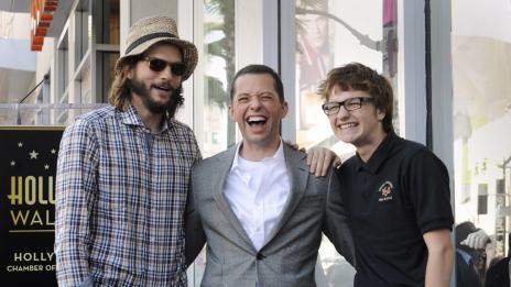 Аштън и Деми били заедно. Слуховете са лъжа