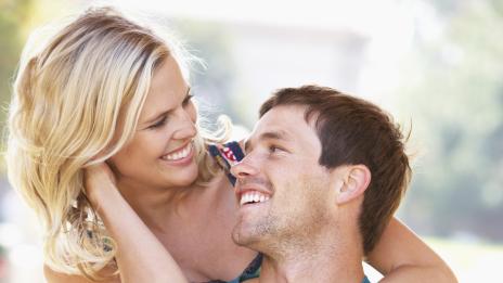 Защо е по-добре първо да бъдете приятели, а след това гаджета?