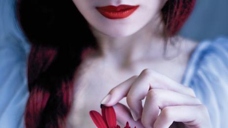 Коя е „Херцогинята куртизанка“...