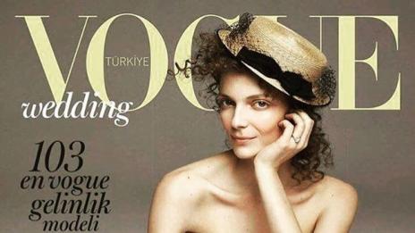 Моделът Нора Шопова с гадже адвокат