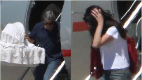 Джордж и Амал заведоха близнаците в Италия