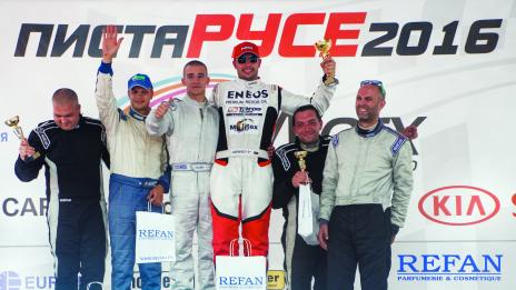 Автомобилни шампиони от "Grand Prix Ruse“ с подаръци от REFAN