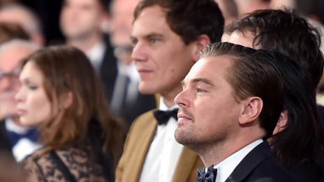 Ди Каприо върза червения конец против уроки