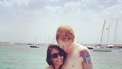 Ед Шийрън се раздели с приятелката си