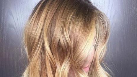 Балеаж с четка за коса