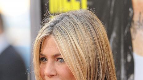 Анистън оставя работата заради любовта