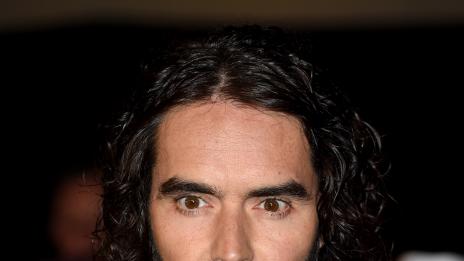 Ръсел Бранд иска да бъде бисексуален