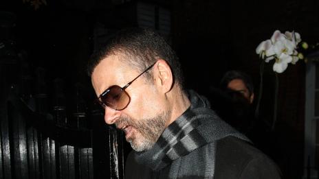 Ангелът Кейт Мос спасява Джордж Майкъл