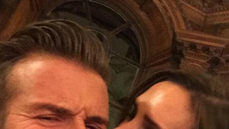 Дейвид и Виктория демонстрираха любов със селфи