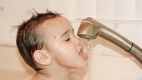 Чешмяната вода е по-безопасна от минералната