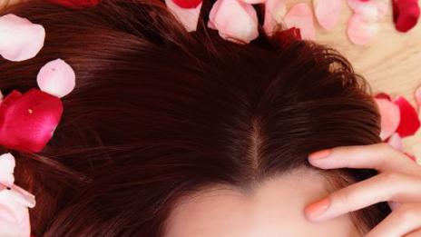 Копринено докосване от AVON