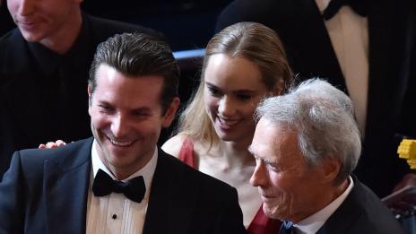 Брадли Купър не е скъсал със Суки Уотърхаус