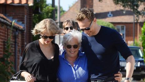 Лудо влюбени: Тейлър запозна Том с родителите си