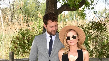 Джошуа Джаксън и Даян Крюгер са се оженили тайно?