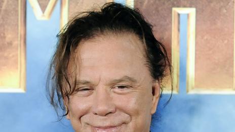 Мики Рурк напусна „Непобедимите 2“