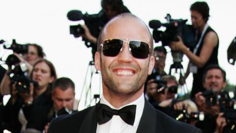 Джейсън Стейтъм продава апартамент, ще свива любовно гнездо