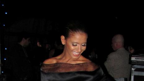 Всъщност, Бионсе имитирала  Анелия