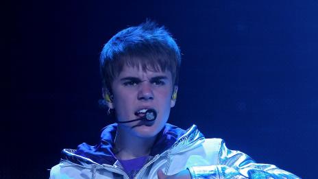 Феновете на Бийбър драстично намаляват