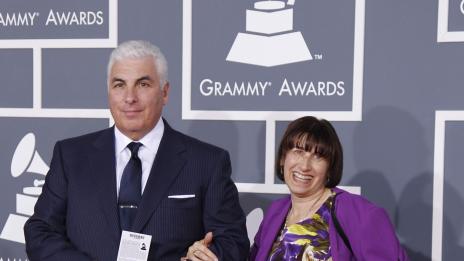 Родителите на Уайнхаус наследяват всичко