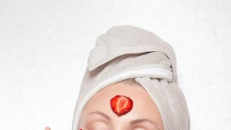 Ягодова красота. Три маски за коса, тяло и лице