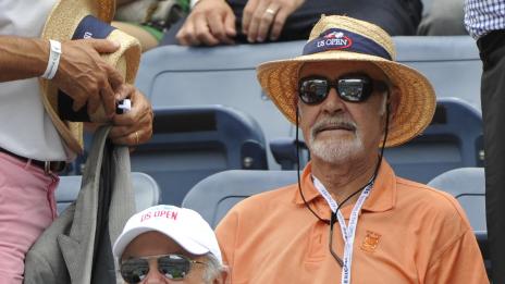 Арест грози Шон Конъри заради имотен скандал