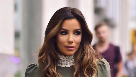 Ева Лонгория чака дете от съпруга си Хосе Бастон