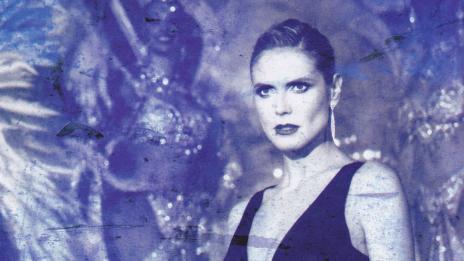 Хайди Клум отново арт и секси