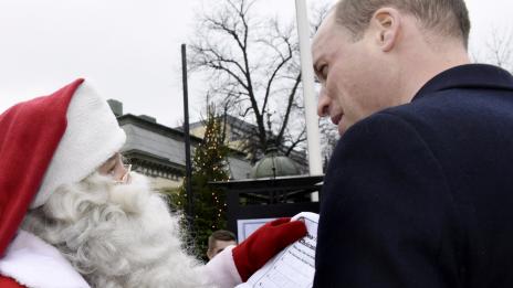 Принц Джордж поръча на Дядо Коледа полицейска кола