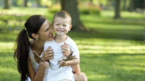 Защо не трябва да се опитвате да бъдете перфектна майка