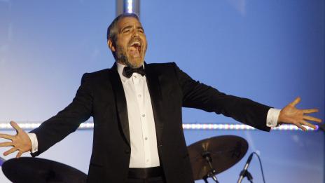 Джордж Клуни си купува къща в Лондон