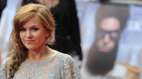 Исла Фишер е най-добрата съпруга в поддържаща роля