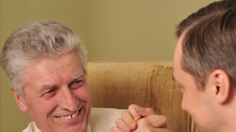 Трябва ли шефът да е приятел със служителите си