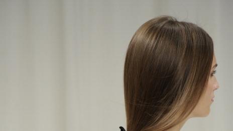 Нежна опашка като на ревюто на Nina Ricci