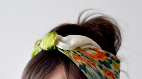 Как да си направите pin-up прическа с шал