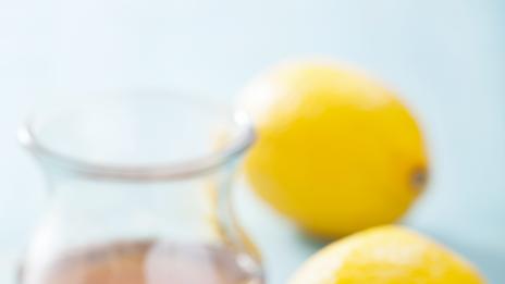 Помагат ли наистина „бабините“ рецепти при настинка и грип?