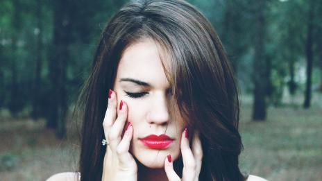 Ето защо кожата ни старее