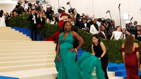 Серена Уилямс е в осмия месец, но тренира усилено