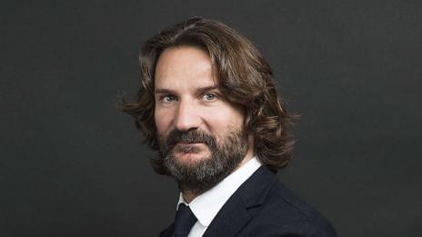 Скандалният Фредерик Бегбеде открива CineLibri