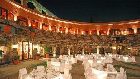 Бивша арена за бикоборство се превърна в хотел