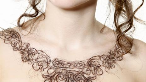 Огърлица от коса