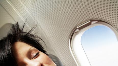 Как да защитите здравето си по време на полет