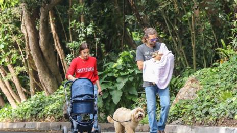 Папараци: Брадли – татко за пример