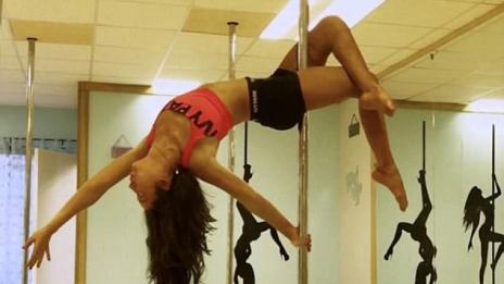 Ирландка пребори анорексията с танци на пилон