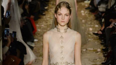 Висша мода Париж: Любов от пръв поглед